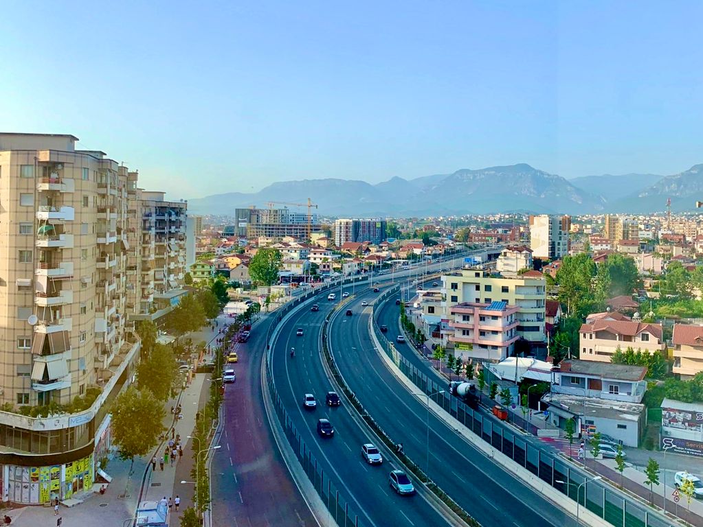 Tirana 8